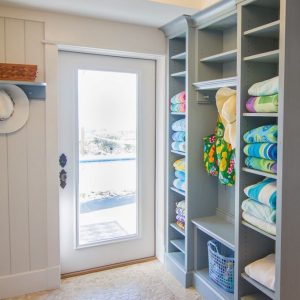 lake house mudroom