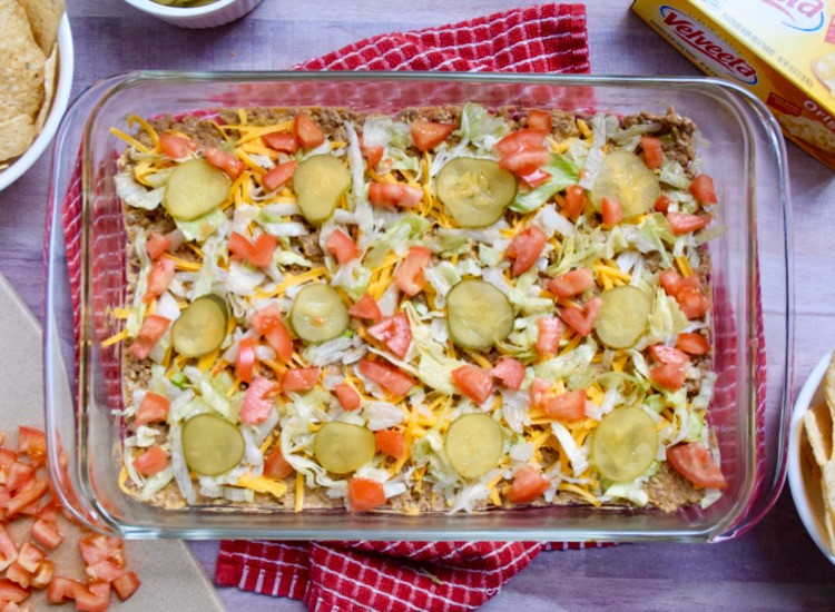 cheeseburger dip with Velveeta